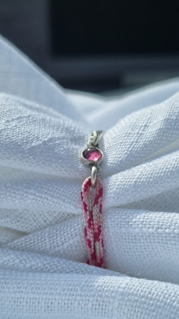 Bracelet Pink October